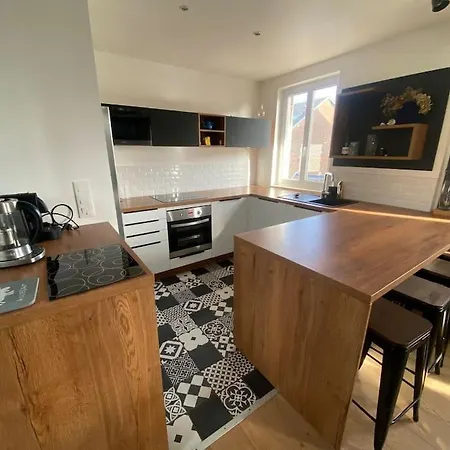 Le Diplomate De Nicolas Mesnager Apartment